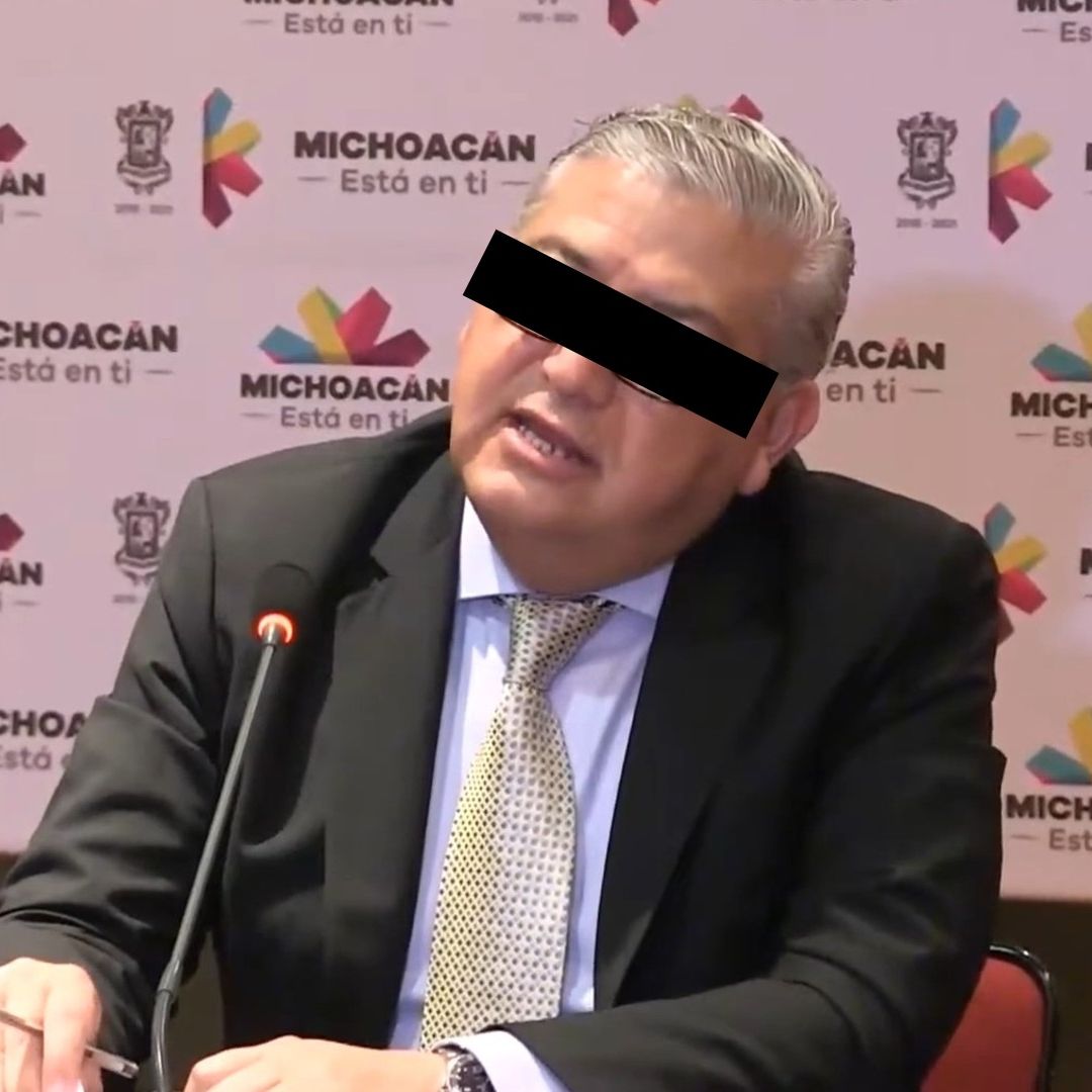 Detenienen ex funcionarios de Michoacán