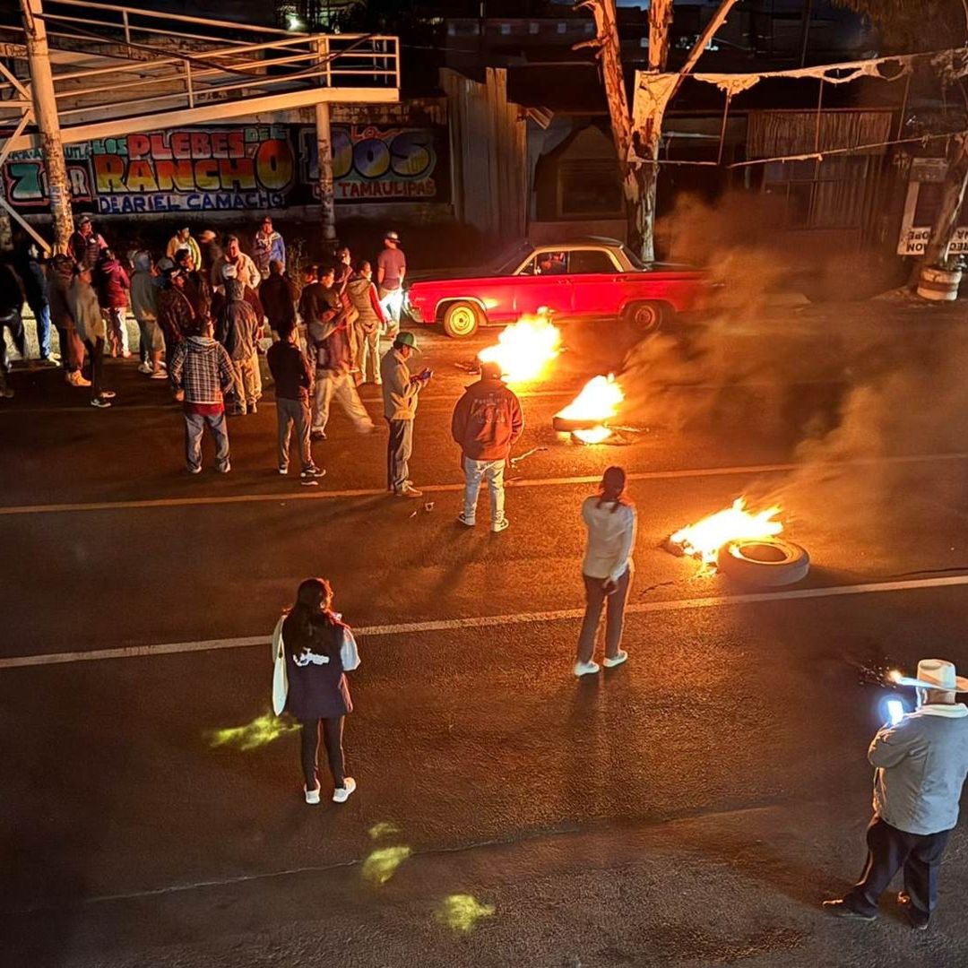 Cerrada la Autopista y la Carretera Federal Puebla-Atlixco por Manifestación