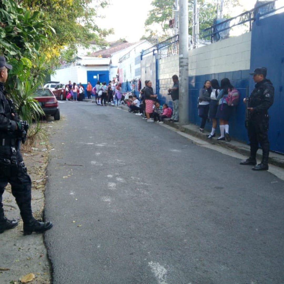 Detienen a 8 Niños por Formar Parte de la Mara Salvatrucha, Podrían Pasar Hasta 20 Años en Cárcel