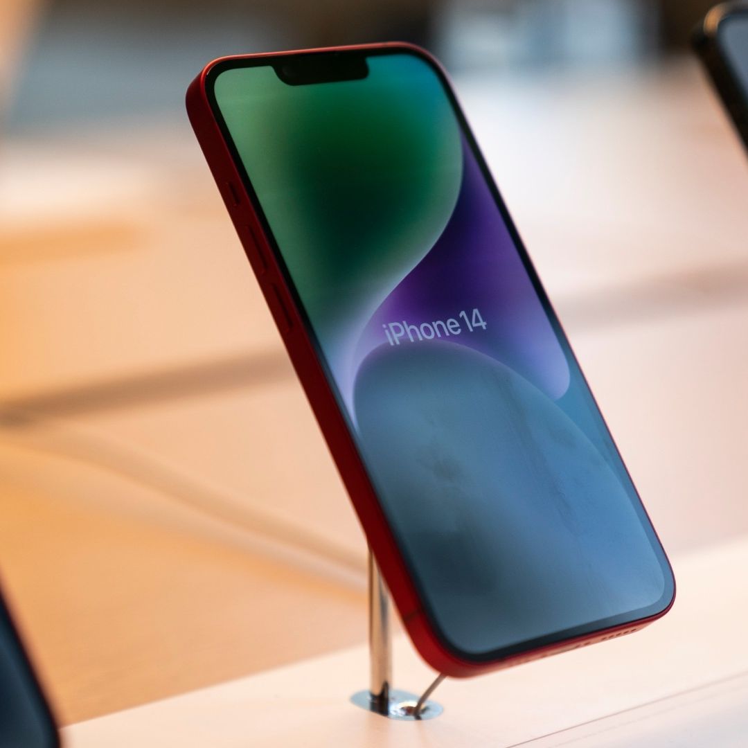 Los chinos señalados participaron en un 'sofisticado plan' para estafar a Apple. Foto: AP
