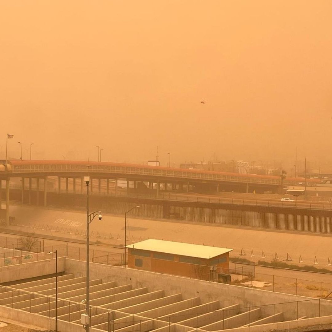 Ciudad Juárez se Tiñe de Naranja por Fuertes Vientos; Esto Recomienda Protección Civil