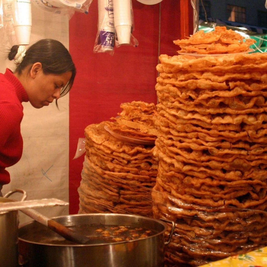 Muere Abuelita al Comer Buñuelos Envenenados, Confundió la Leche con Plaguicida