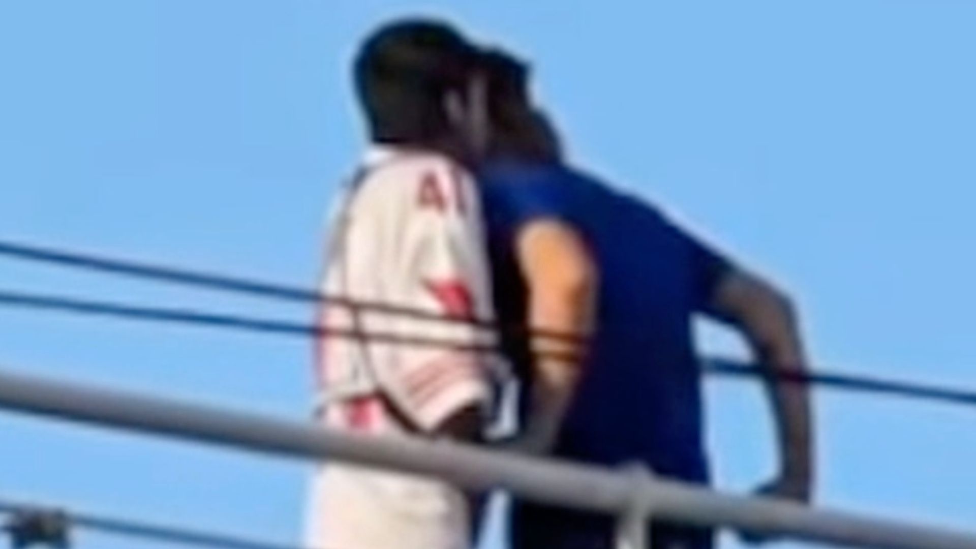 Captan Pelea en el Puente del Amor en León. Foto: Nmás Bajío