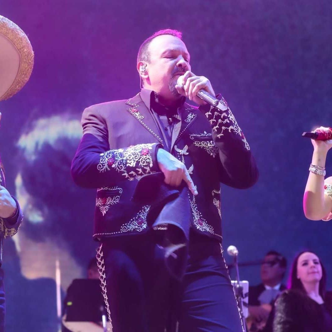 Familia Aguilar responde sobre supuesto embarazo no deseado de Ángela Aguilar