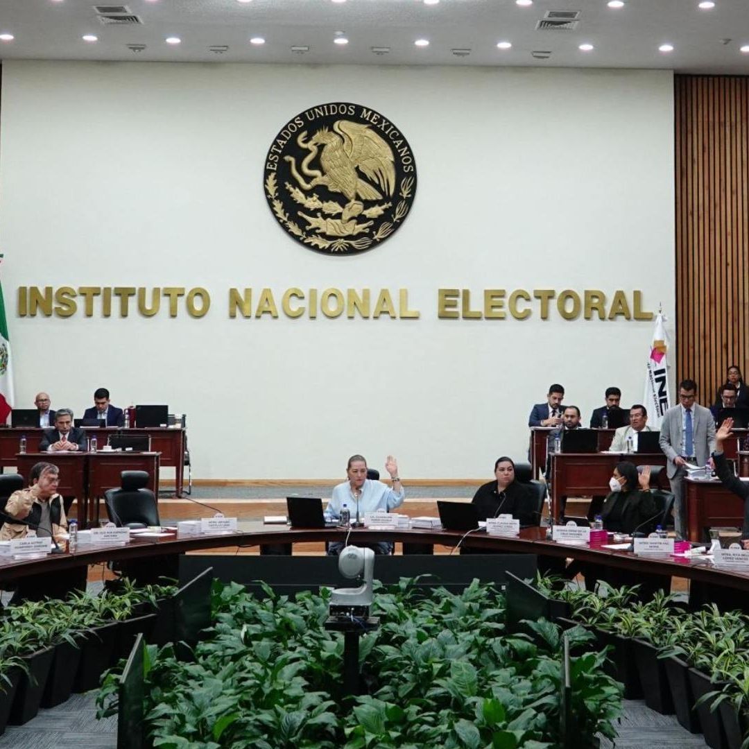 Comisión de Quejas del INE Ordena Bajar Promocionales de Morena