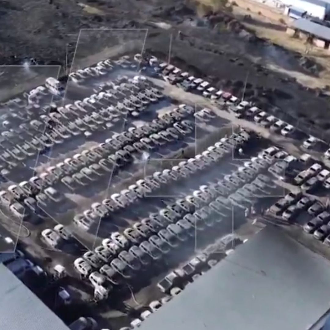 VIDEO: Momento en que Arden 450 Carros Nuevos por Incendio en Concesionaria de Zapopan