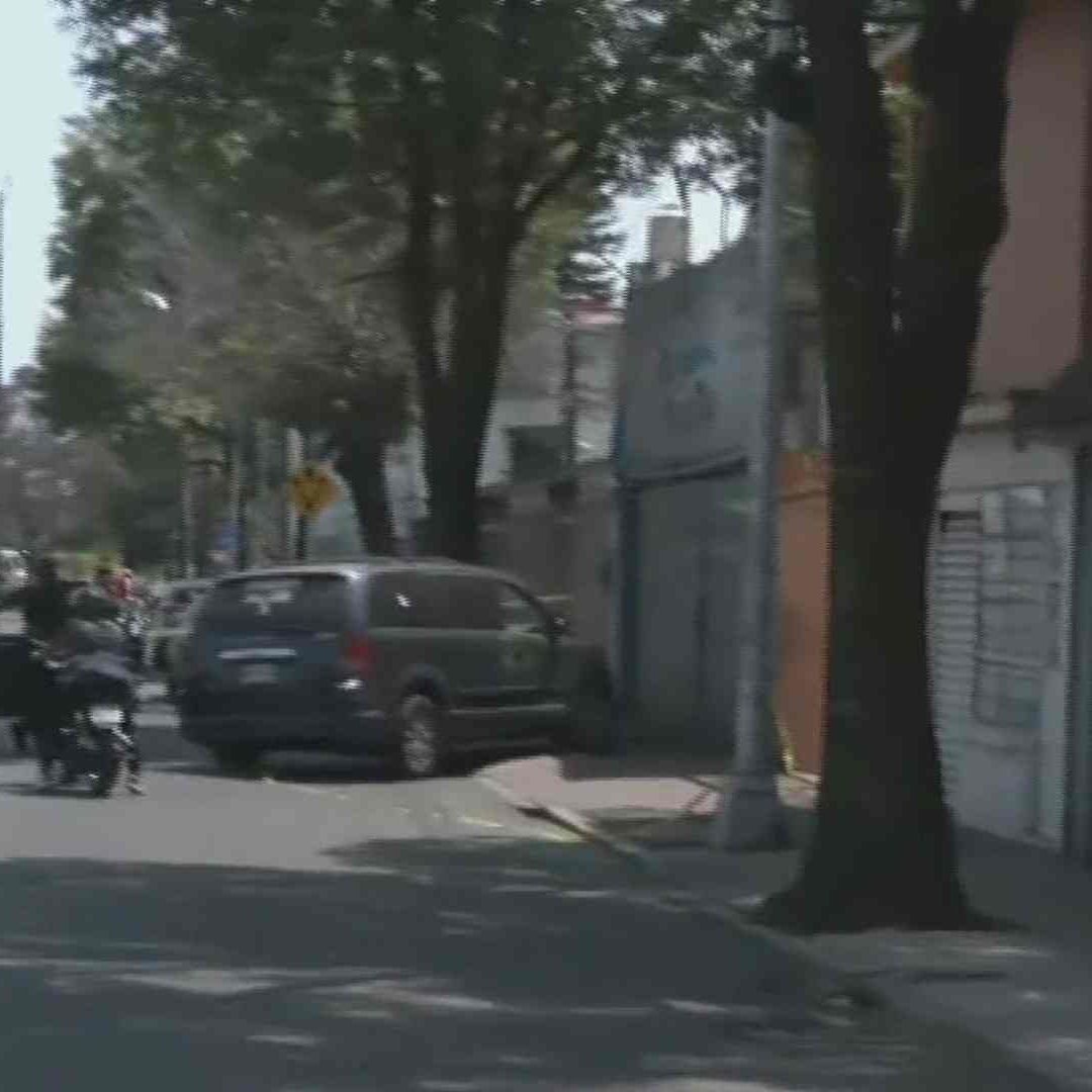 Matan a conductor afuera de autolavado en Acoxpa