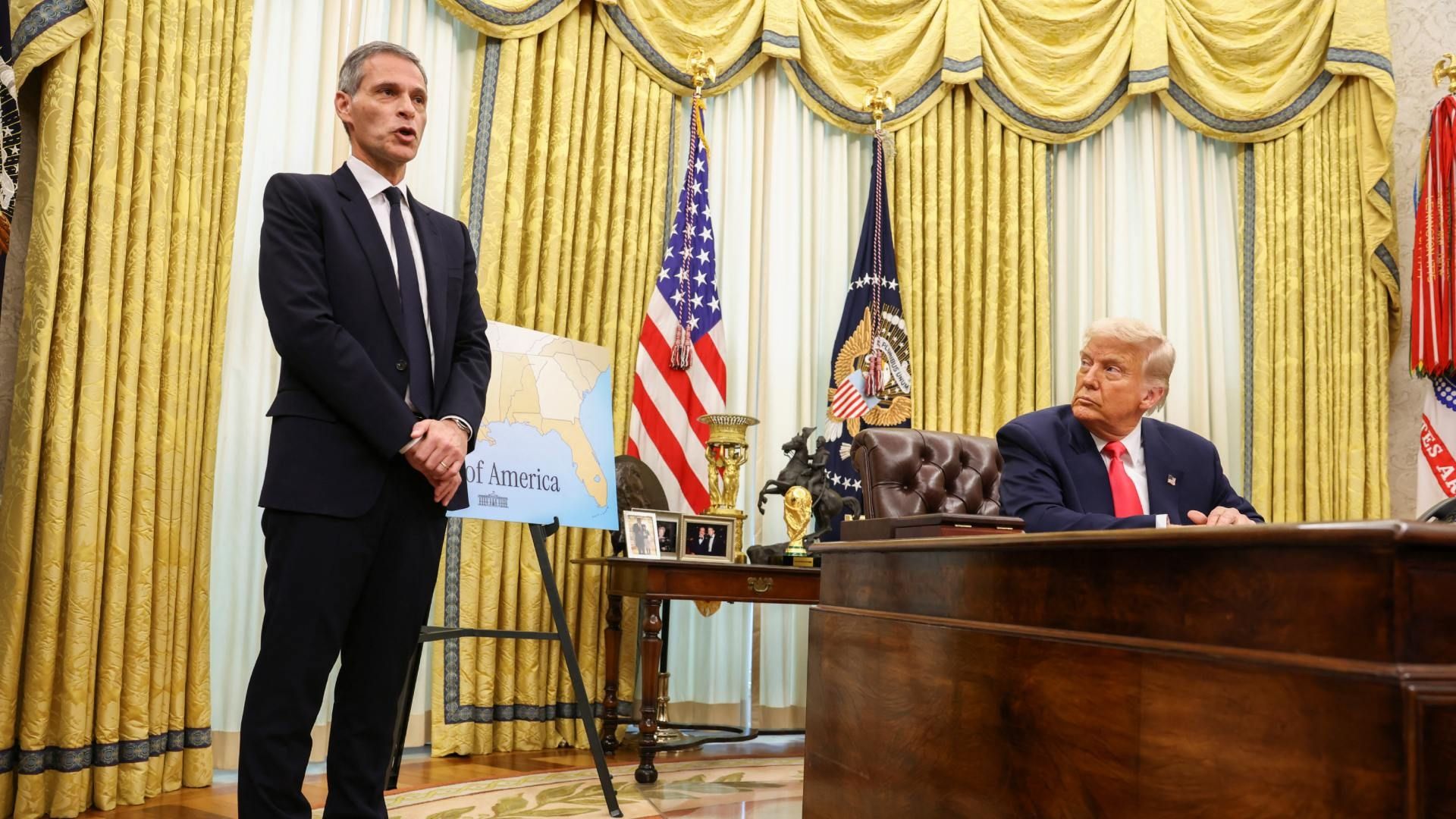 Donald Trump aplaza aranceles a México y Canadá hasta el 2 de abril. Foto: Reuters