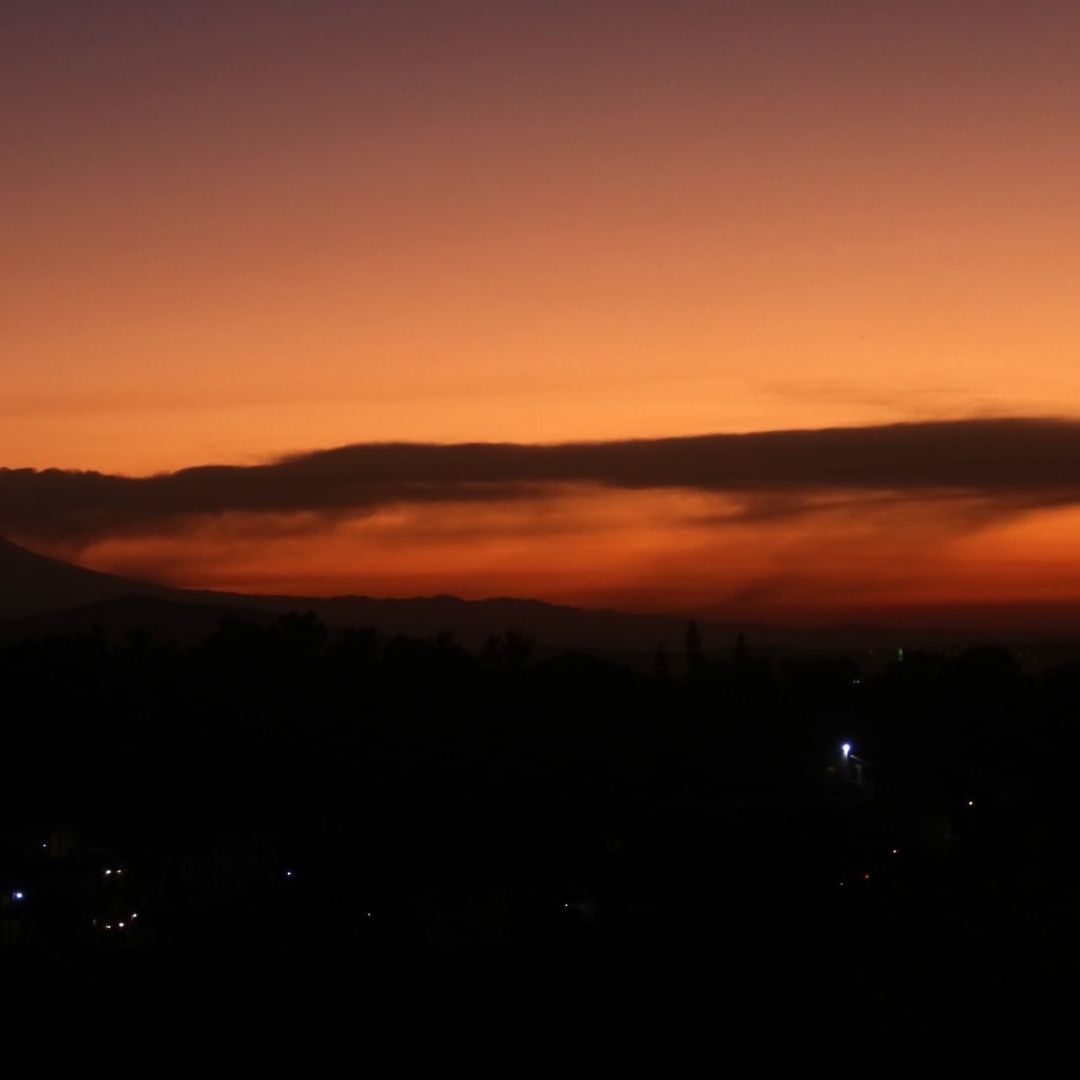 Video: Popocatépetl Lanza Enorme Fumarola; Se Prevé Caída de Ceniza en esta Zona de la CDMX