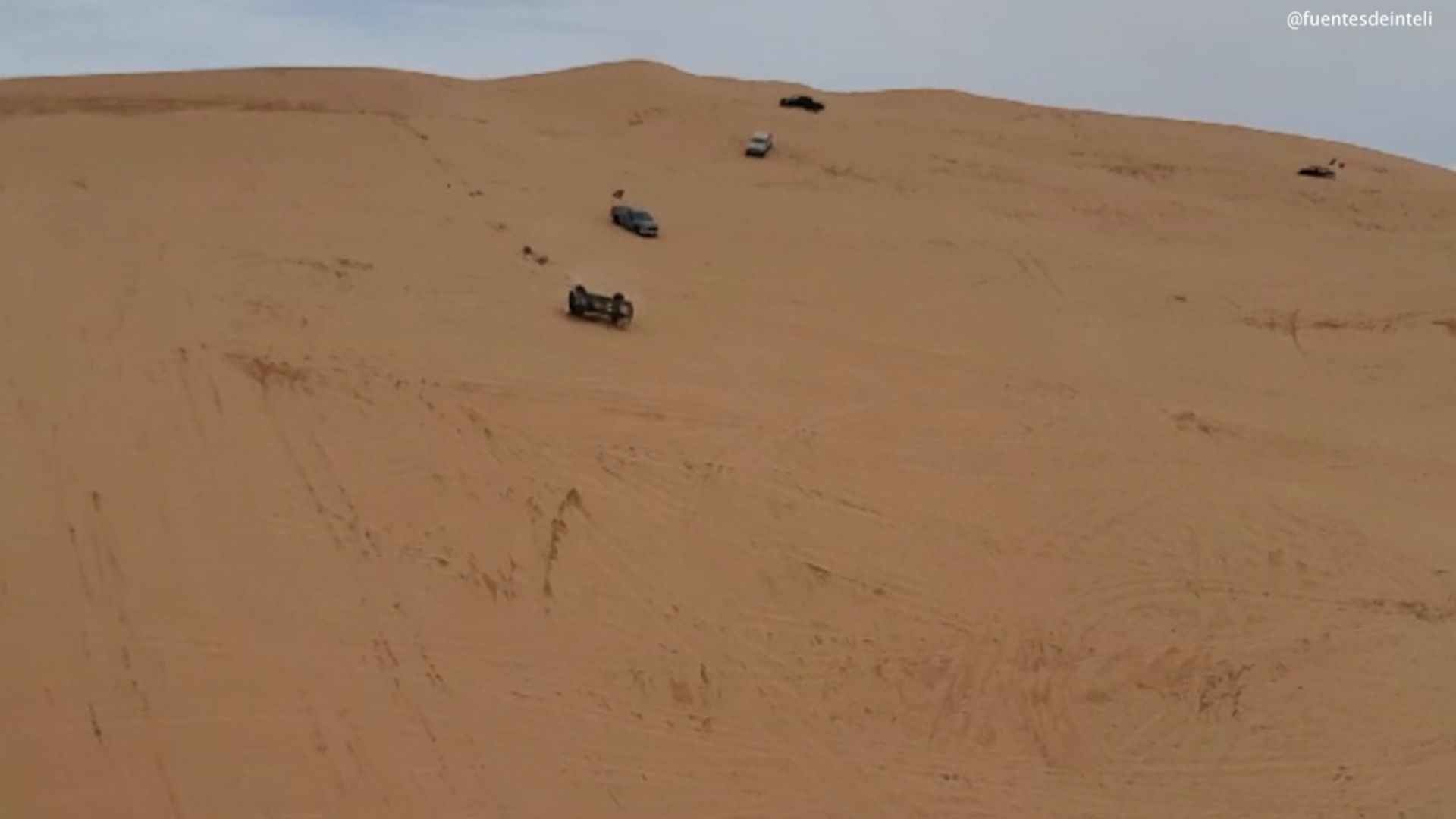 Mueren Dos Hombres al Volcarse en Dunas del Desierto de Altar en Sonora