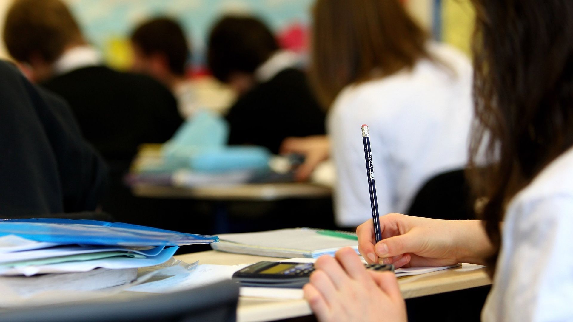 Los estudiantes esperan la segunda etapa de las Becas Corregidora 2024; así se hace el registro para entrar