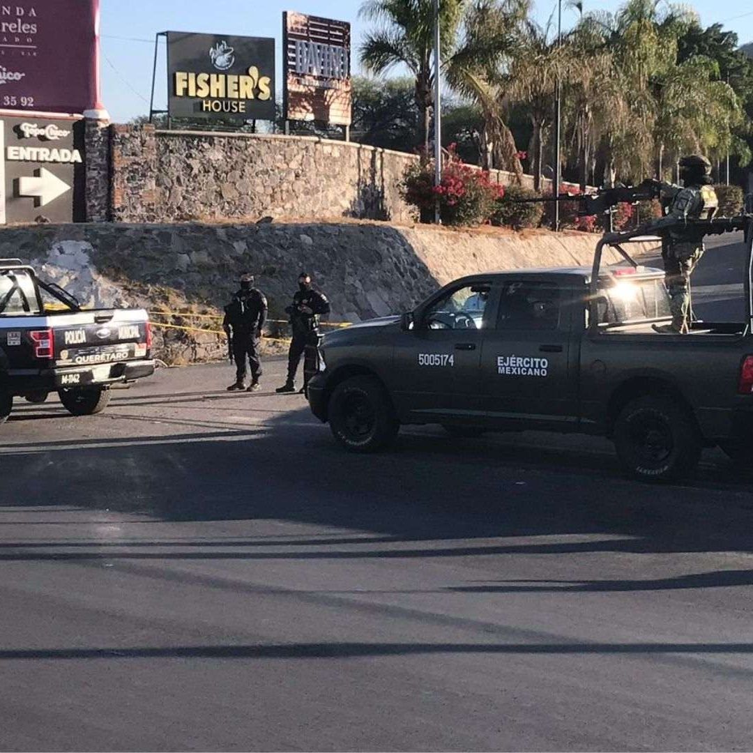 elementos de seguridad en los laureles