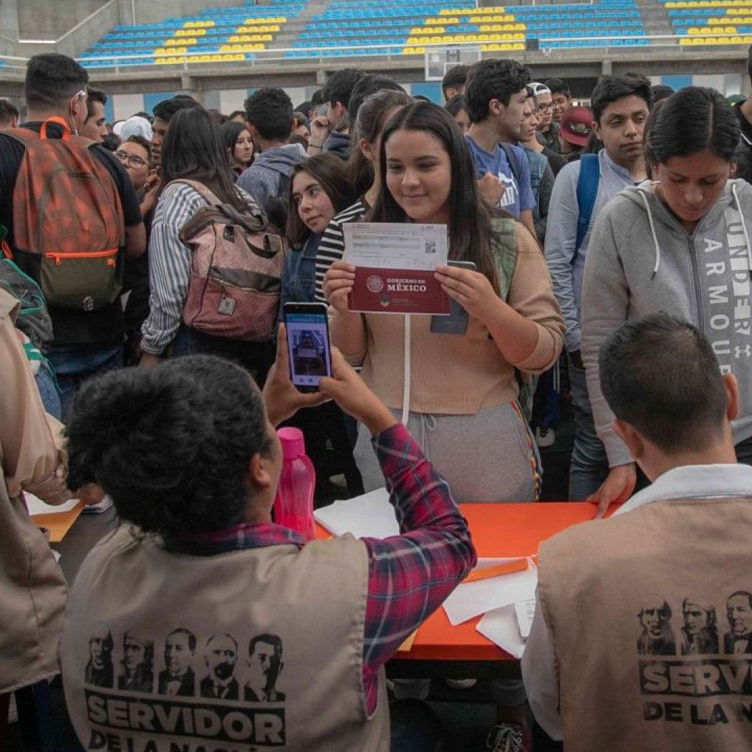 La Coordinación Nacional de Becas Benito Juárez dio a conocer las fechas en las que se realizará la entrega de tarjetas