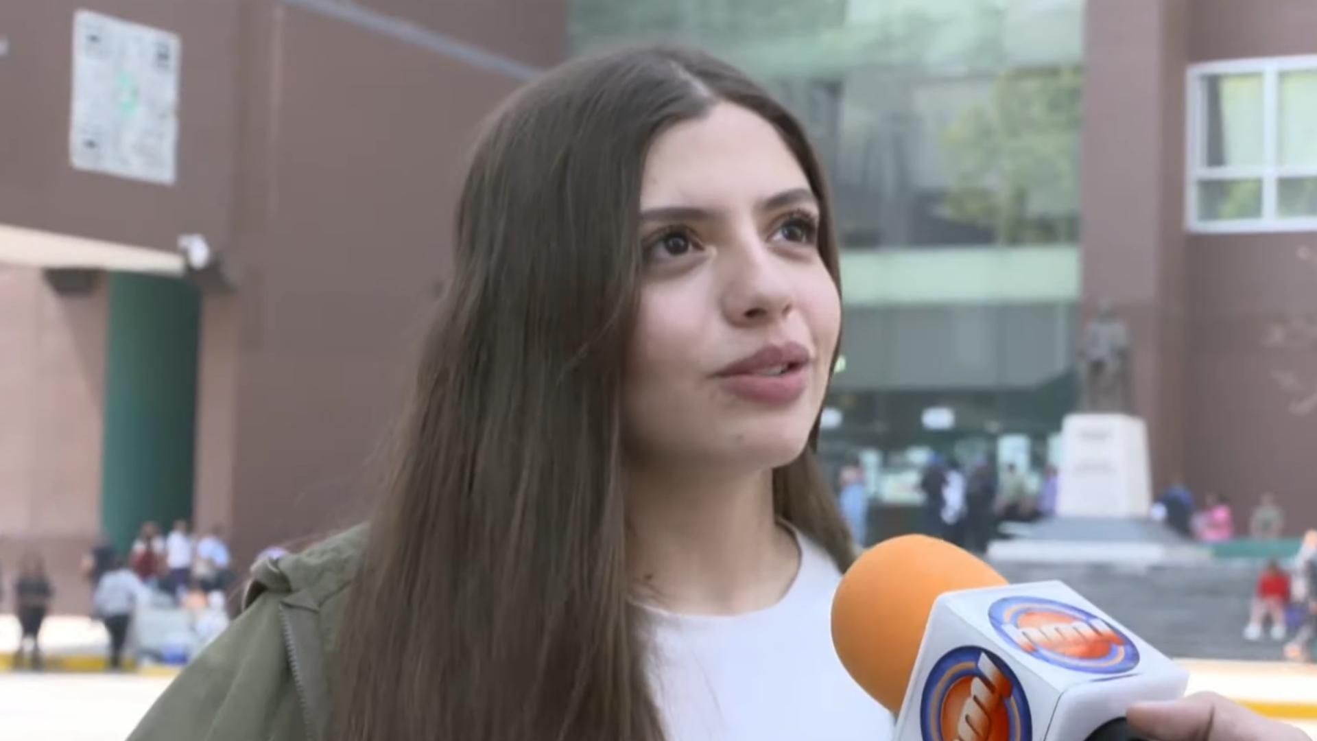 Daniela Parra afuera el Poder Judicial de la Ciudad de México