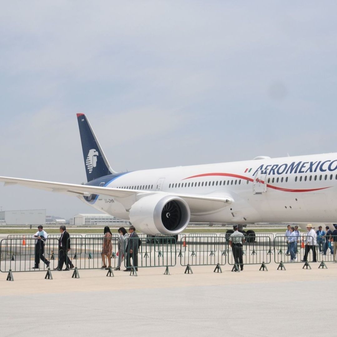 Una aeronave de Aeroméxico es expuesta