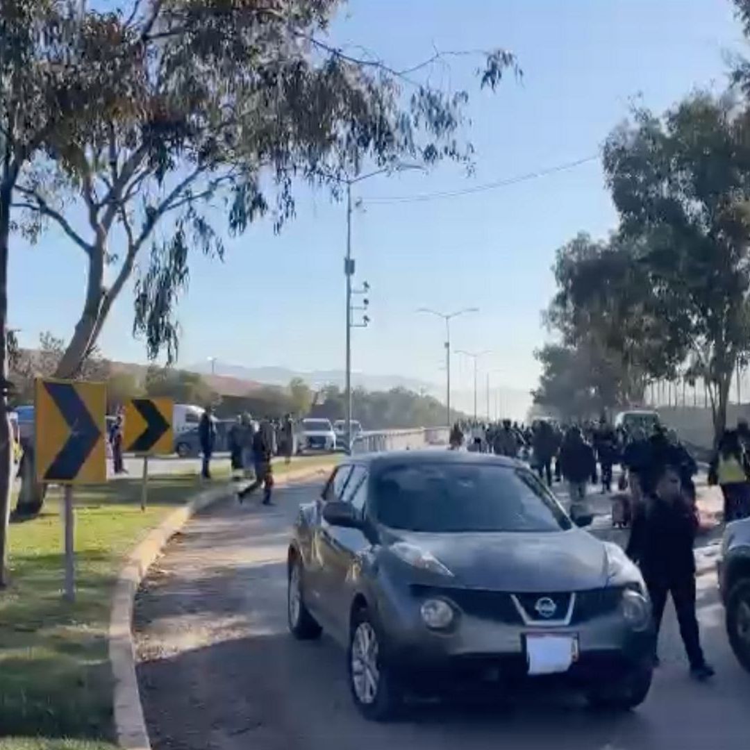 Manifestantes Bloquean Accesos al Aeropuerto de Tijuana ¿Qué Exigen?