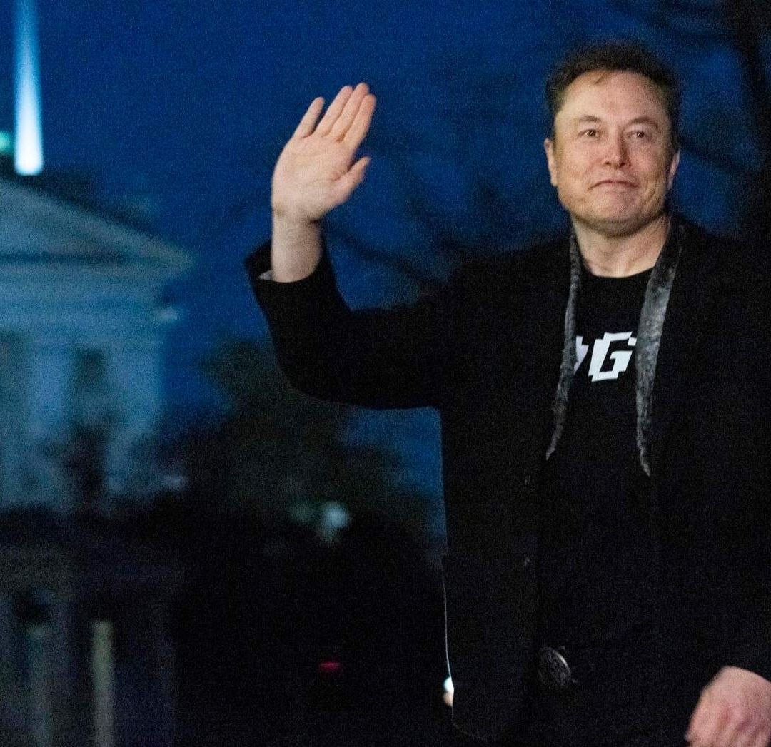 Elon Musk Acusa a Ucrania de "Ciberataque Masivo" a X