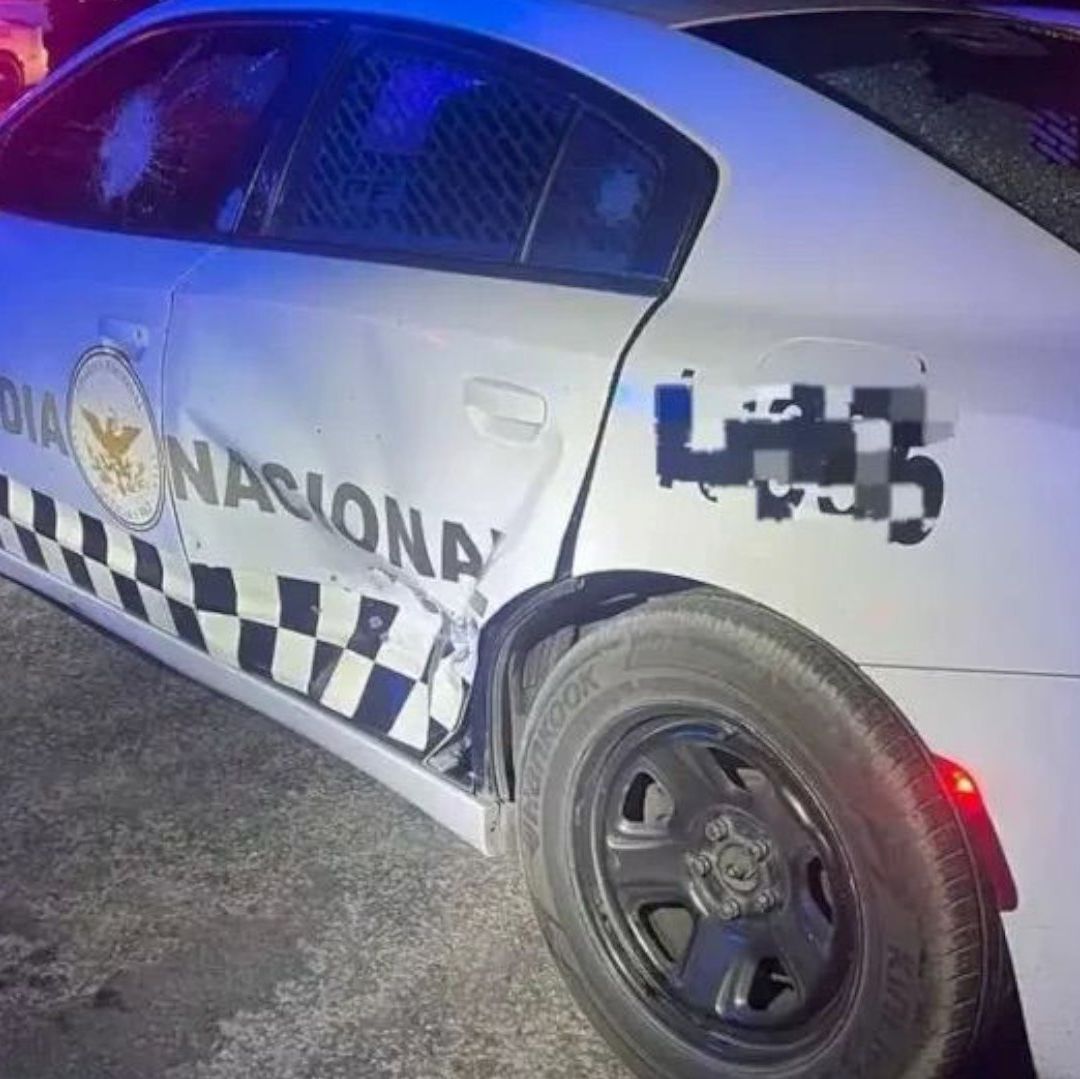 El robo de un tractocamión desató un enfrentamiento entre policías municipales y elementos de la GN en Esperanza Puebla.