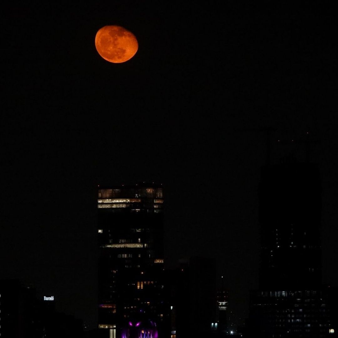Estos planetas se verán en Luna de Sangre 2025