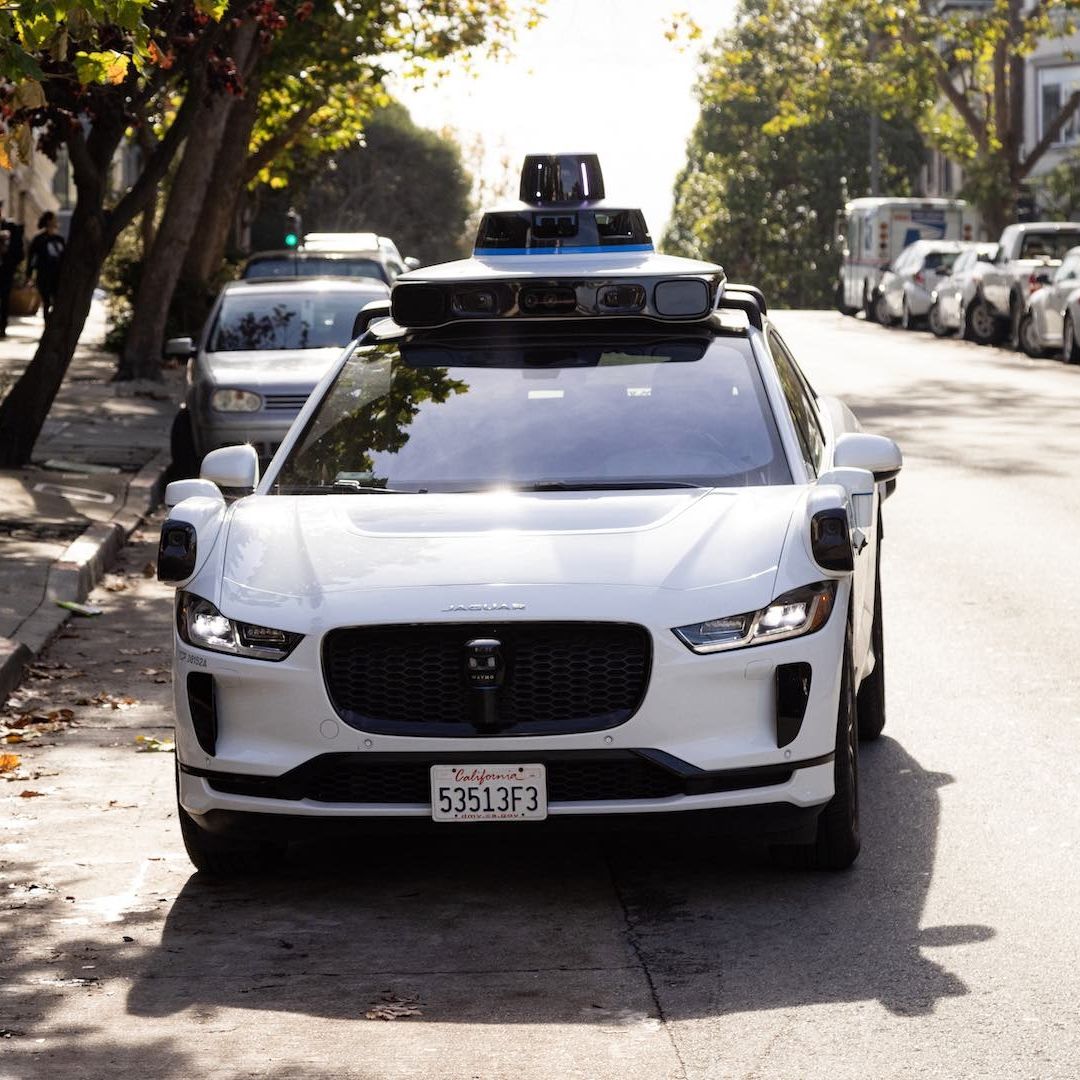 Taxi autónomo de la compañía Waymo en San Francisco