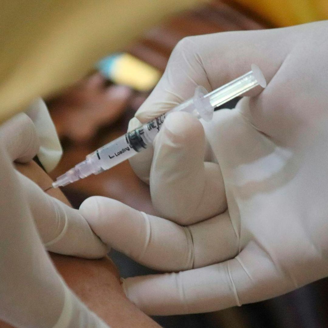 Las campañas de vacunación contra el VPH en México se enfocan en niñas y adolescentes