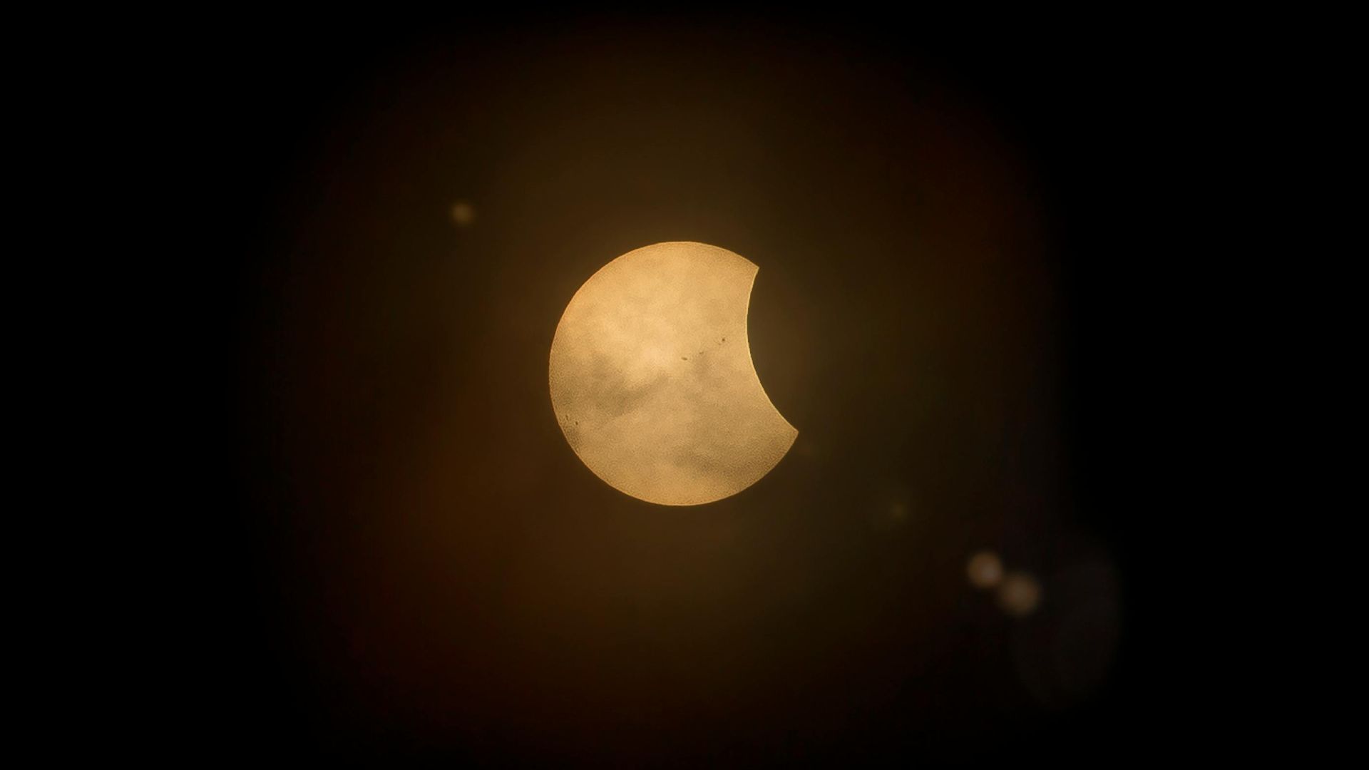 ¡No te los pierdas! Conoce las fechas de los próximos eclipses lunares y solares que se verán en 2025