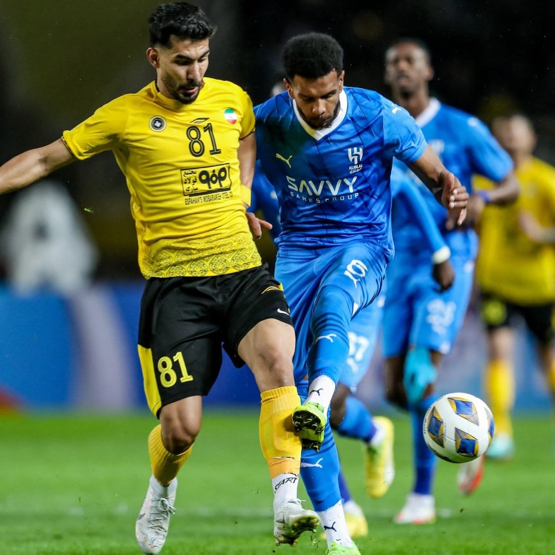Partido de futbol de la Liga de Campeones AFC en estadio de Isfahan, Irán