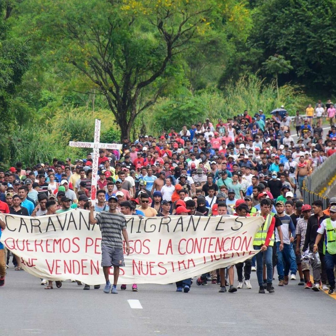 El activista indicó que tramitarán amparos para que las autoridades permitan a los migrantes salir de Tapachula y unirse al 'Viacrucis'