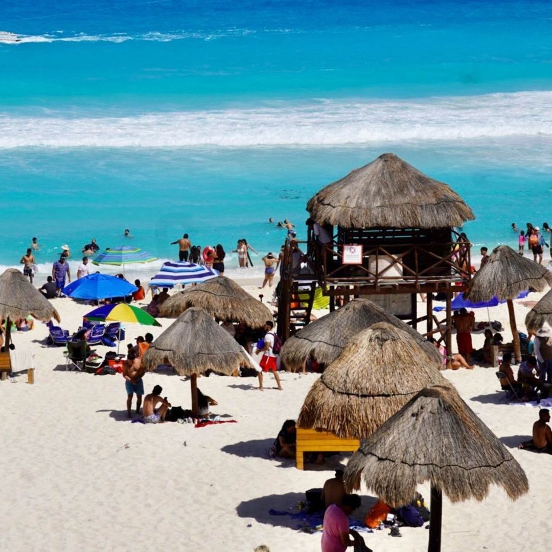 En Semana Santa 2025 hay días que se piensa son festivos y generan pago triple o descanso obligatorio.