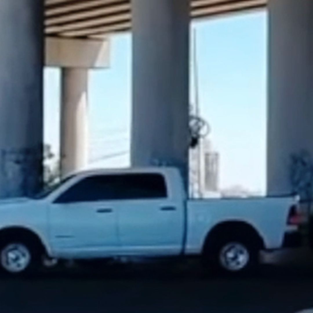 Encuentran el Cuerpo de una Mujer Sin Vida Debajo de un Puente en Apaseo el Grande
