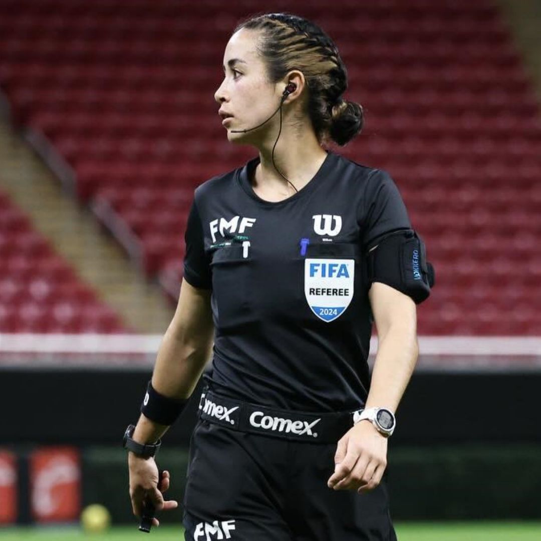 Katia Itzel García, primera árbitra en dirigir en 20 años