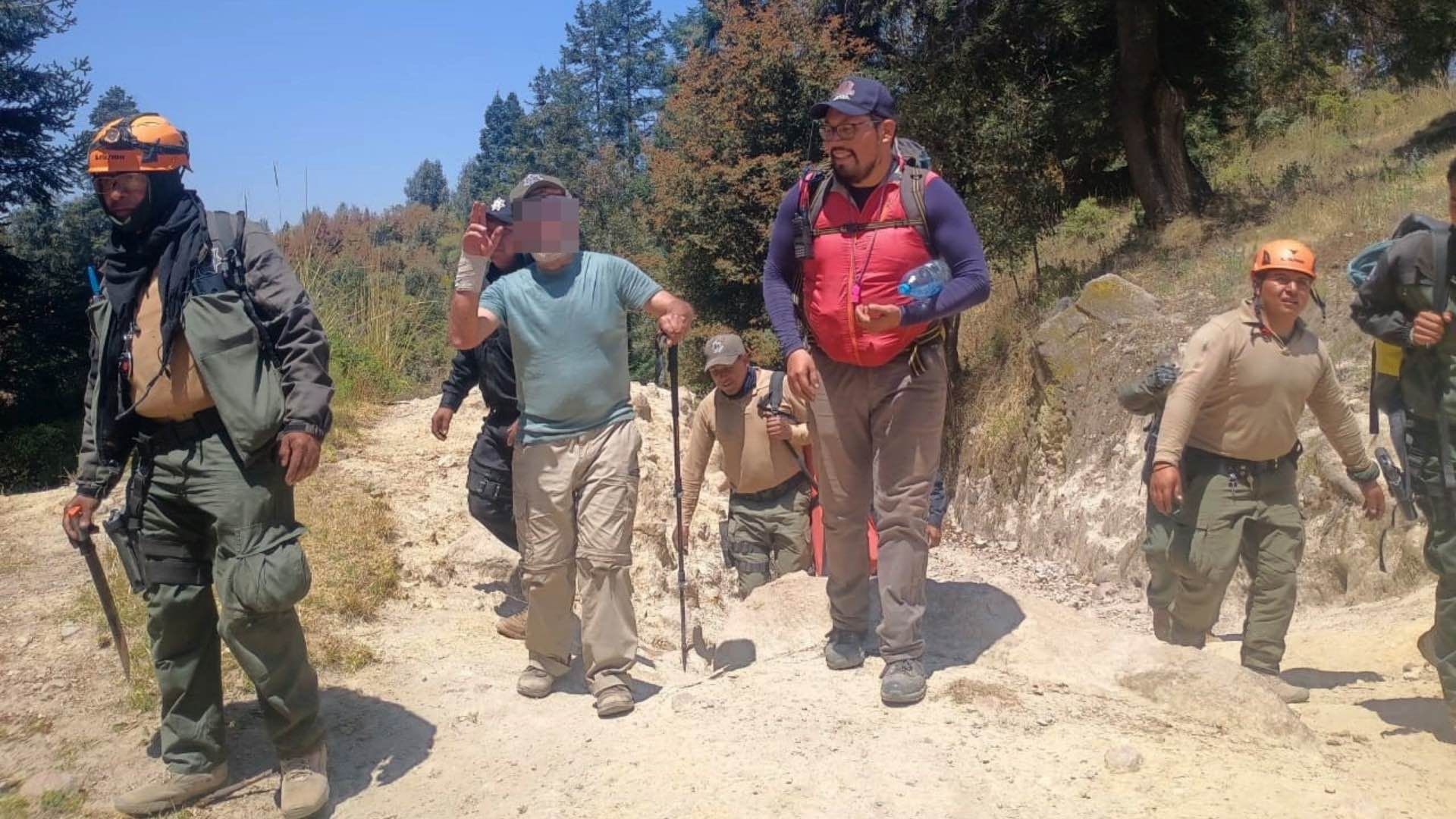 Rescatan a Alpinista de Puebla Francisco Javier Extraviado en Parque Nacional La Malinche