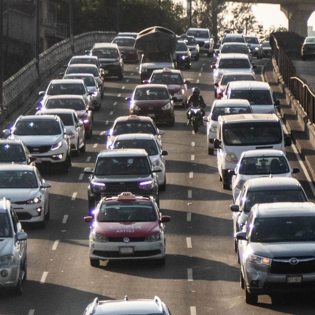 Qué carros sí circulan hoy 22 de marzo 2025 lista de placas y autos exentos en CDMX y Edomex
