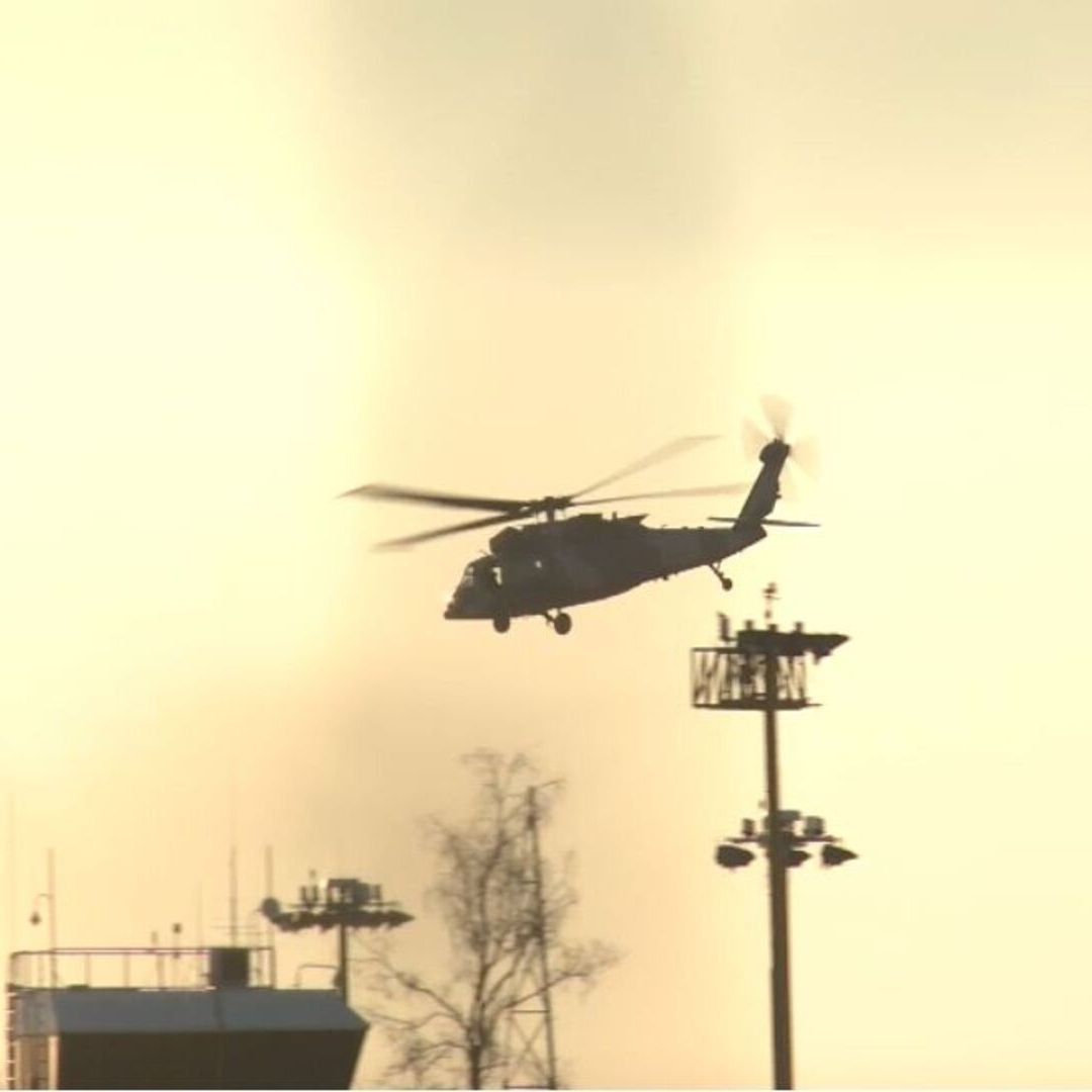 Trasladan en Helicóptero a Hermosillo a Bombero y a Su Hijo tras Accidentarse en Guaymas