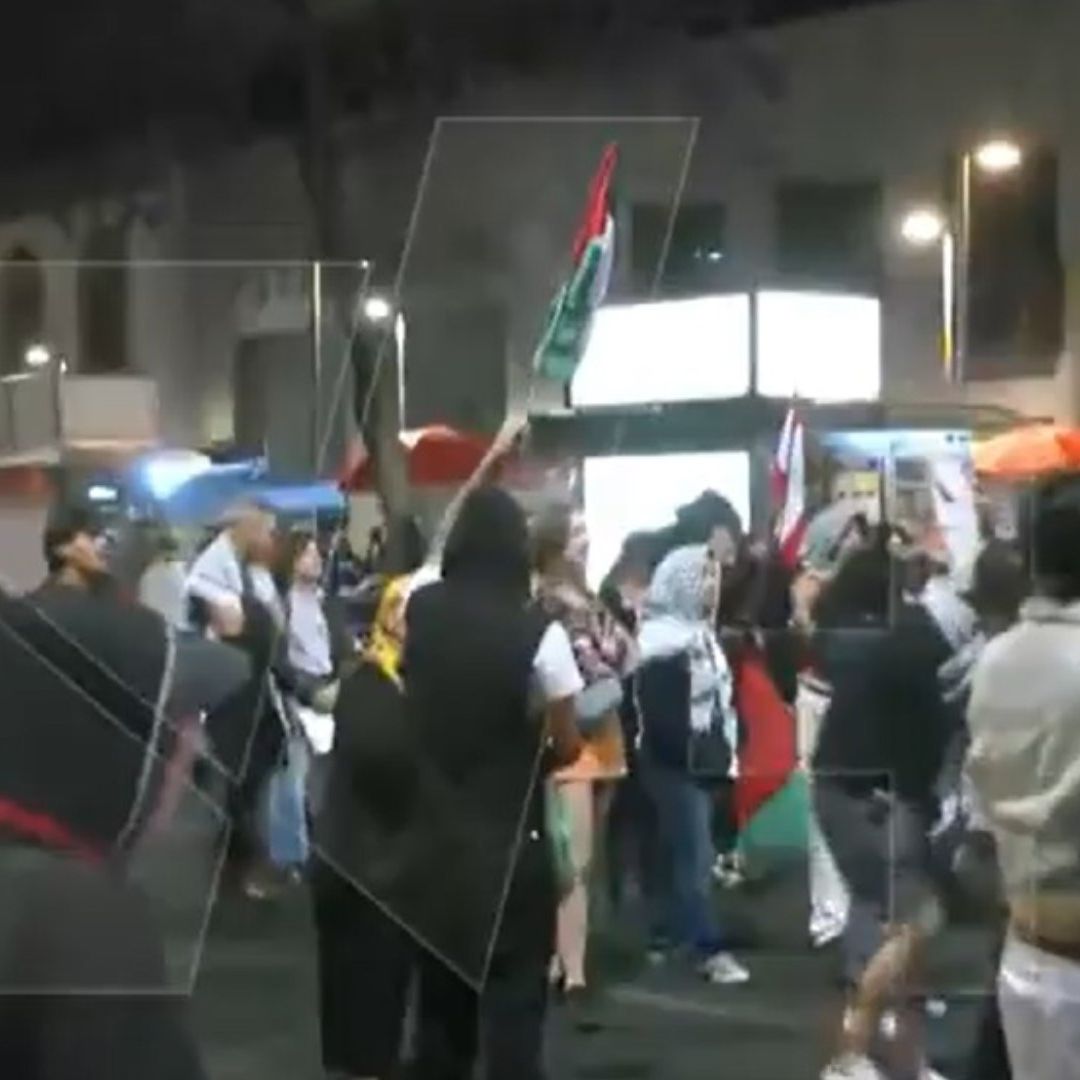 Manifestantes Pro Palestina Bloquean Avenida Juárez en la CDMX