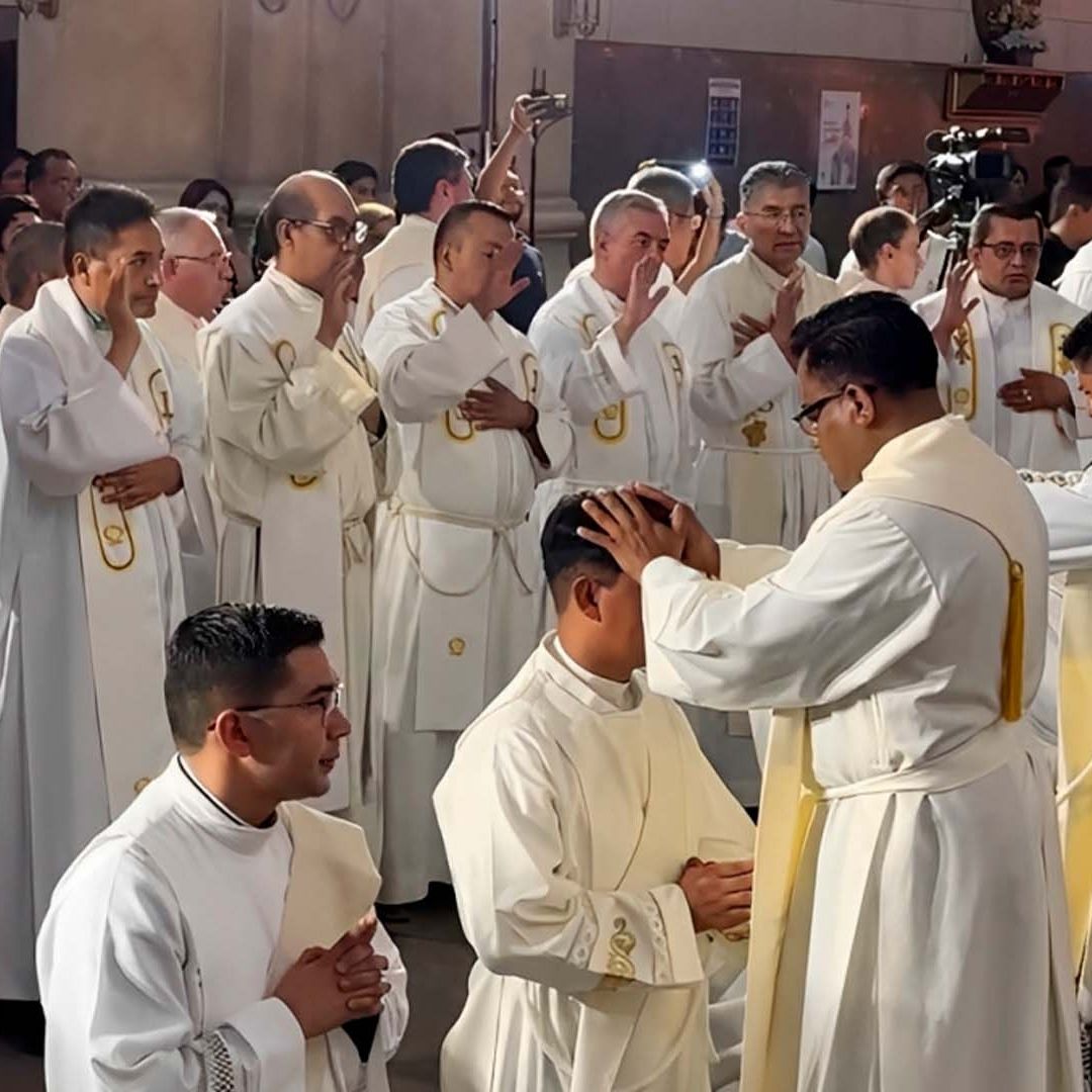 Hackean Celulares de Sacerdotes para Pedir Donativos en Saltillo