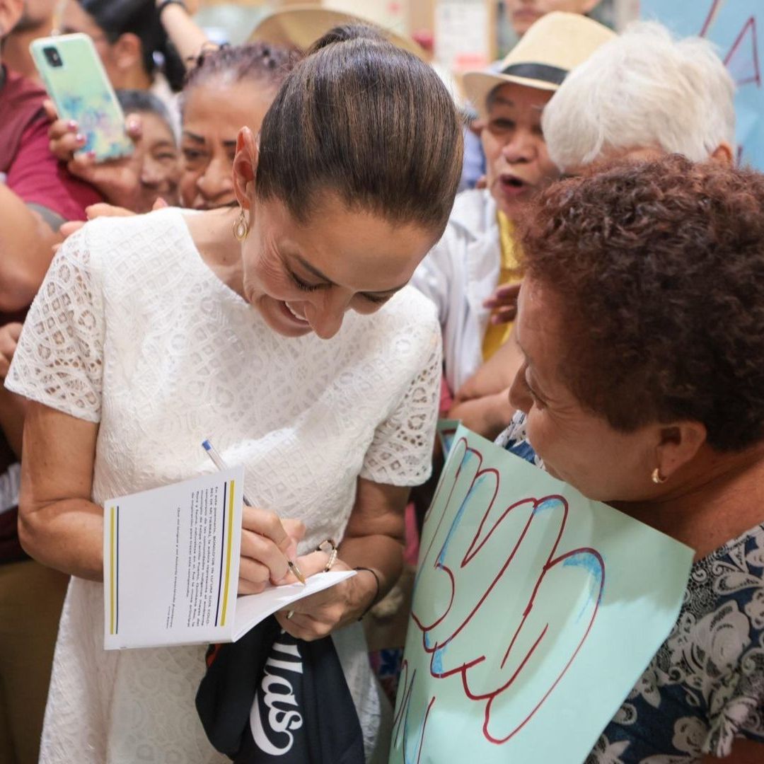 Claudia Sheinbaum durante visita en Quintana Roo