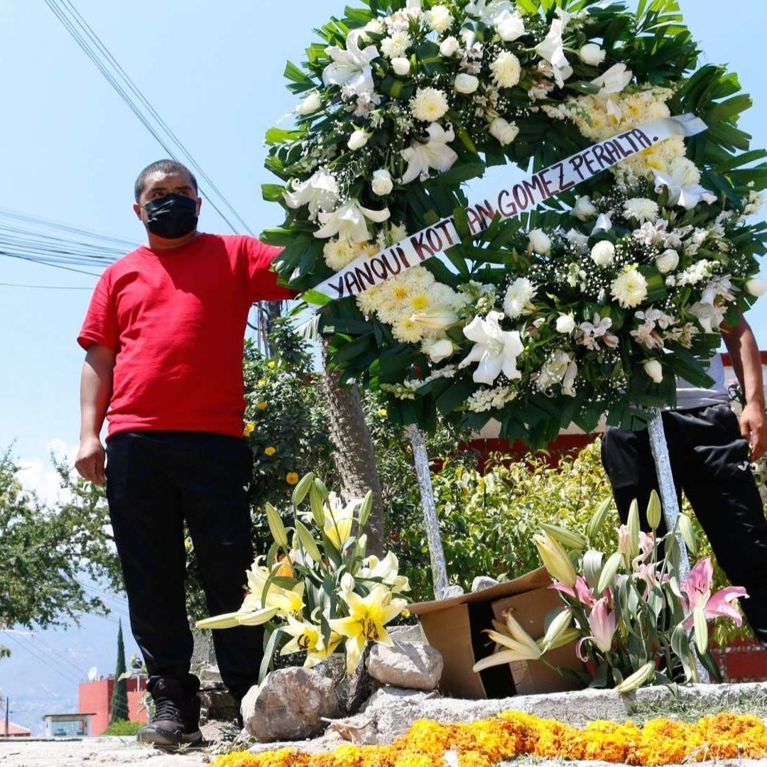 Normalistas exigen justicia tras el asesinato de su compañero Yanqui Kothan Gómez Peralta