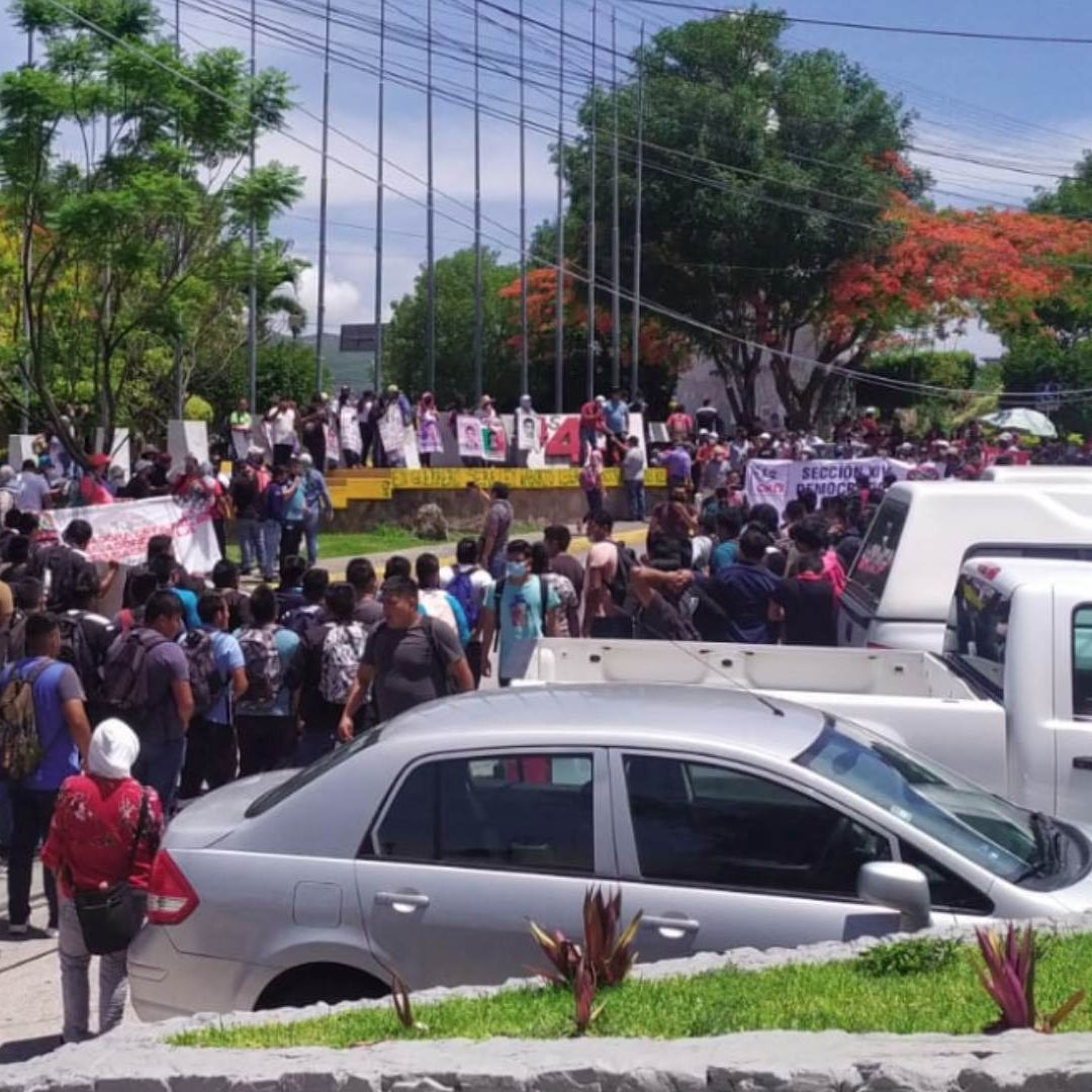Se Cumplen 10 Años y 6 Meses de la Desaparición de los 43 Normalistas de Ayotzinapa