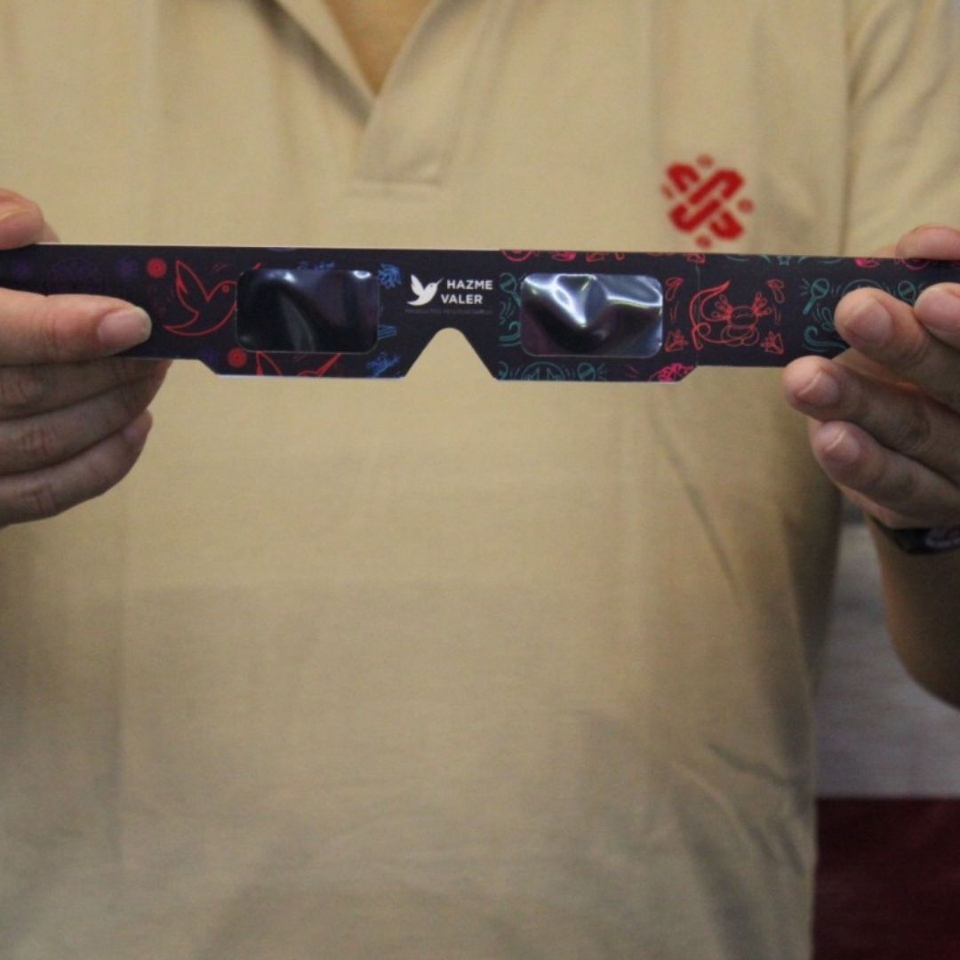 Dónde comprar lentes certificados para ver el eclipse del 8 de abril 2024 en CDMX; Precio