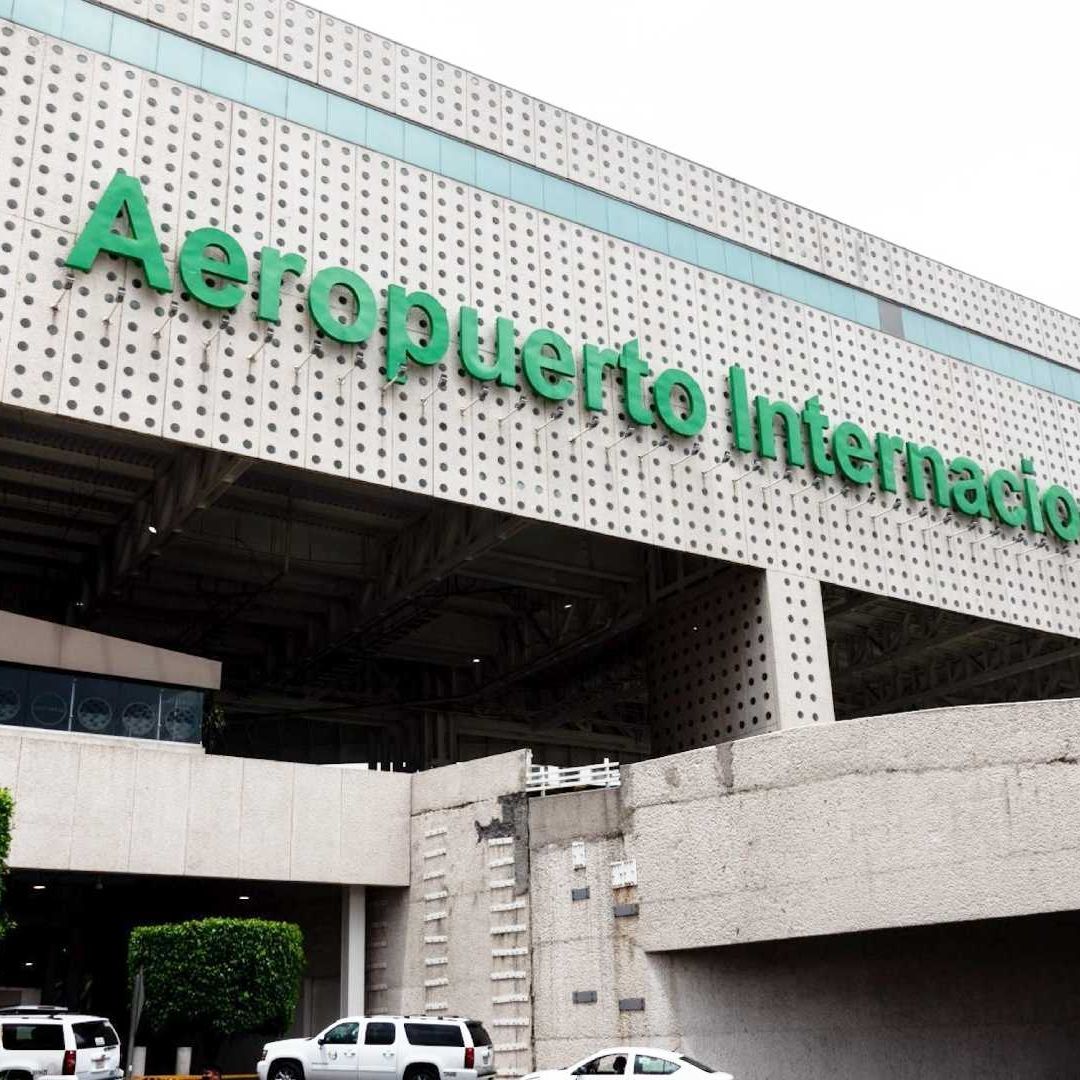 Muere una Persona en la T2 del AICM; Esto se Sabe