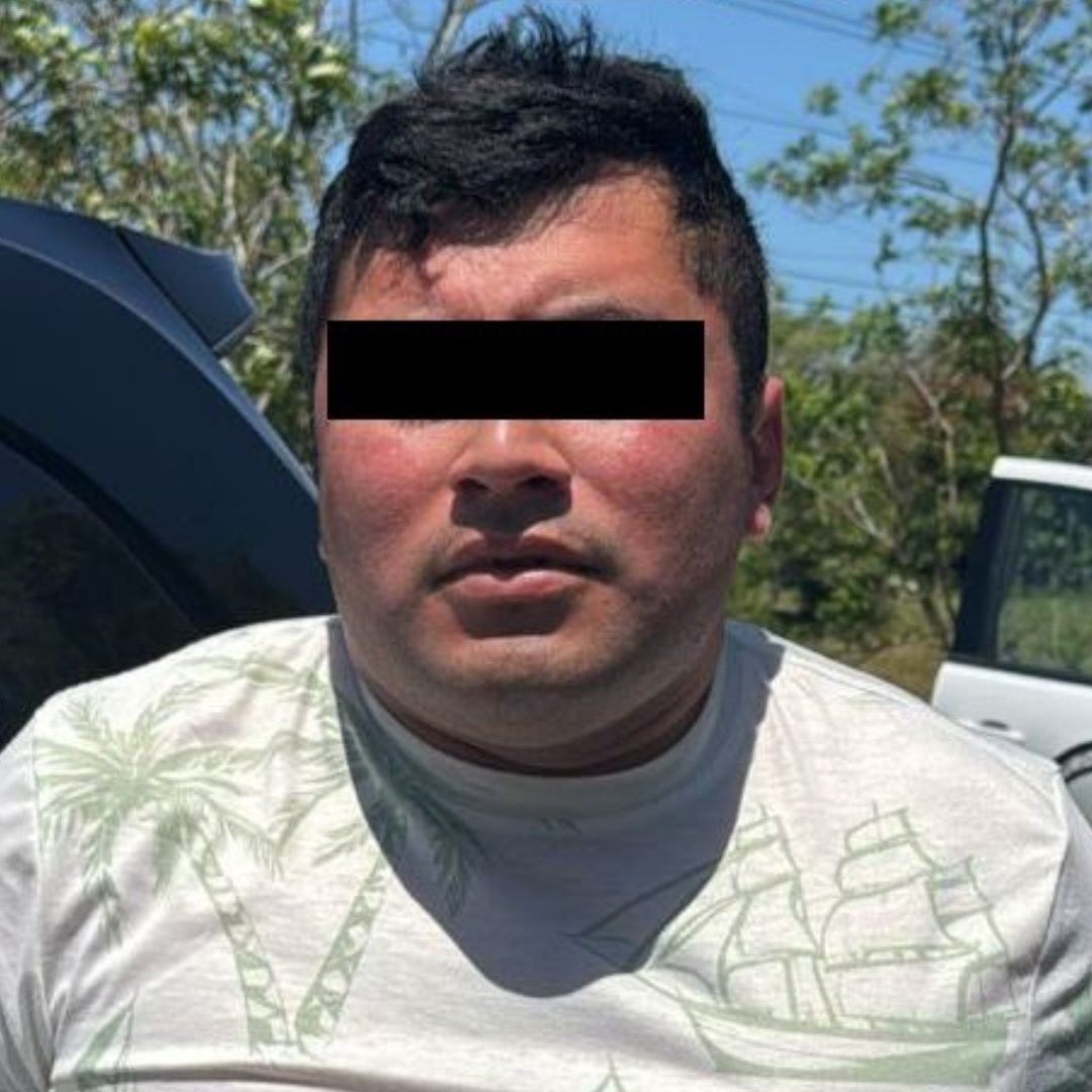 Francisco Javier “N”, alias “Guasón”, fue detenido en la carretera Villahermosa-Ciudad del Carmen por elementos de la SEMAR y la SSPC Mexico.