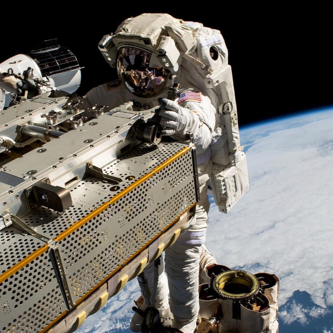 Astronauta en la Estación Espacial Internacional