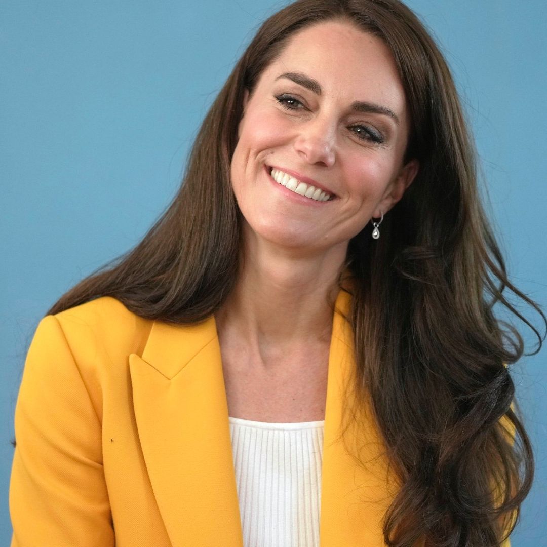 Kate Middleton es Vista en Público Con Aspecto "Feliz Y Saludable": 'The Sun'