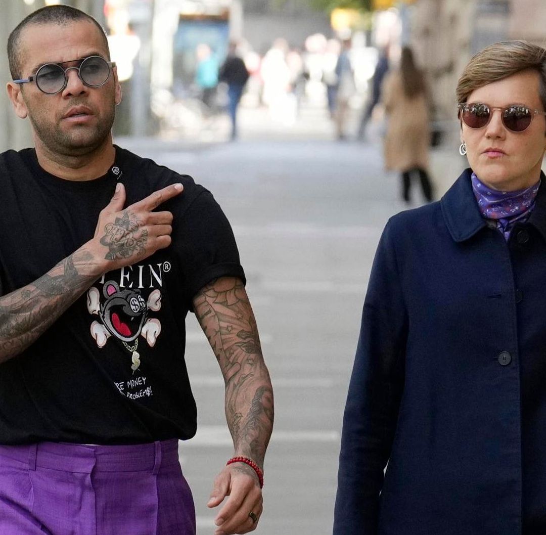 Víctima de Dani Alves Reacciona a Absolución del Futbolista Hoy: Dice Estar "Muy Decepcionada"