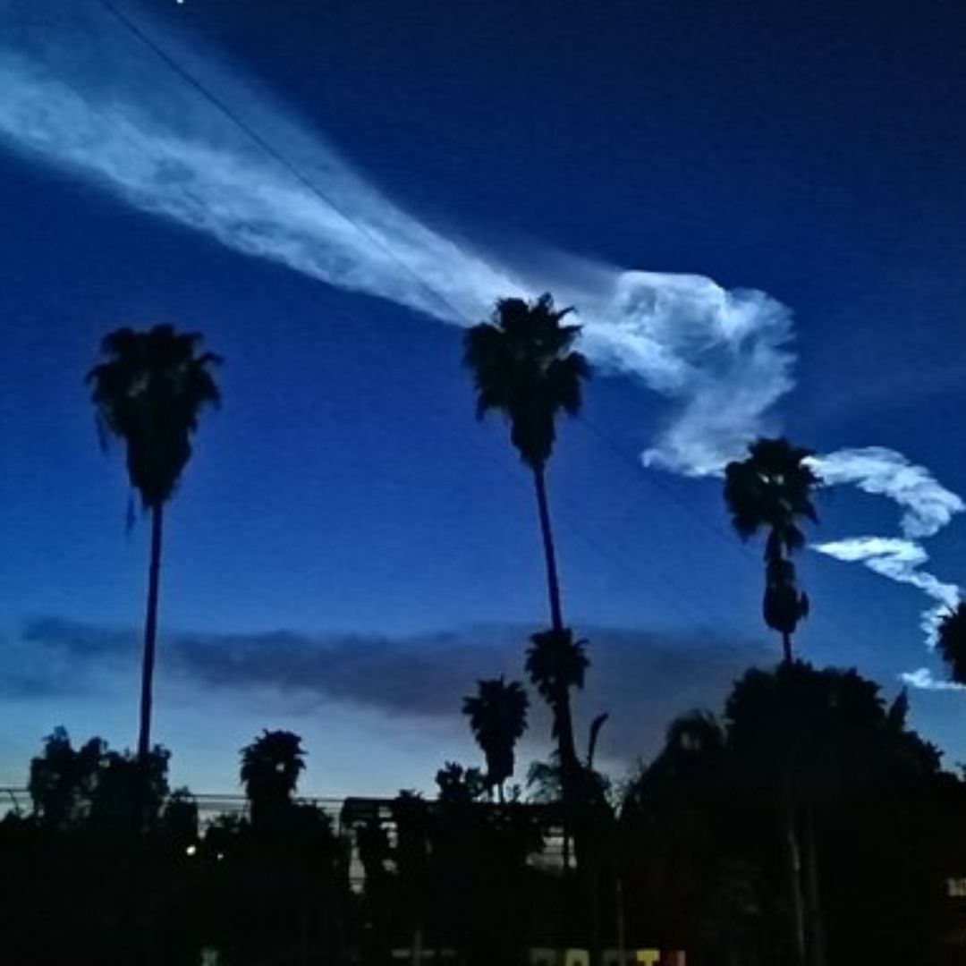 ¿Qué Fue lo que Atravesó el Cielo Nocturno en el Norte del País?