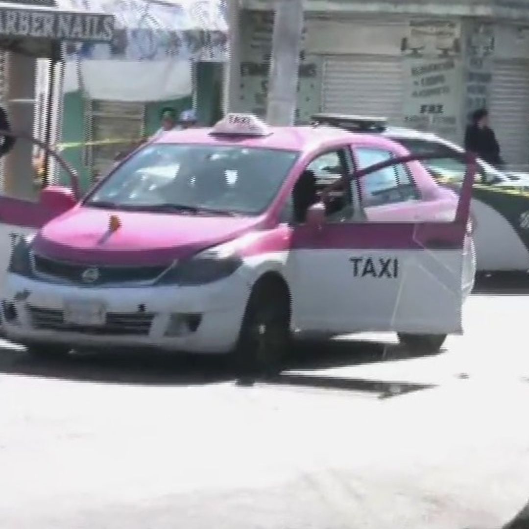 taxi dañado por balacera en colonia nueva atzacoalco