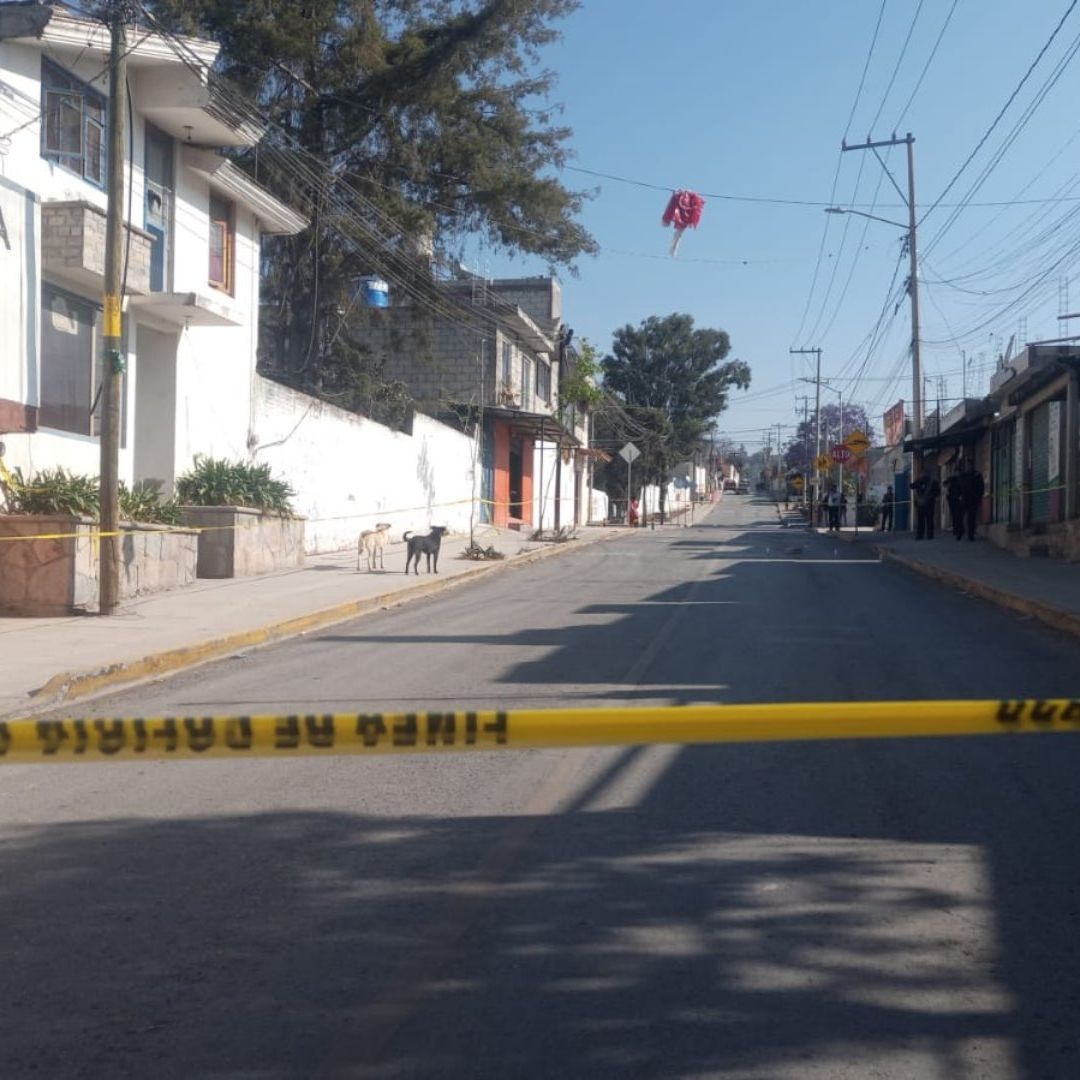 Hombre Muerto por Disparos en su Camioneta en Santo Tomás Chautla Puebla