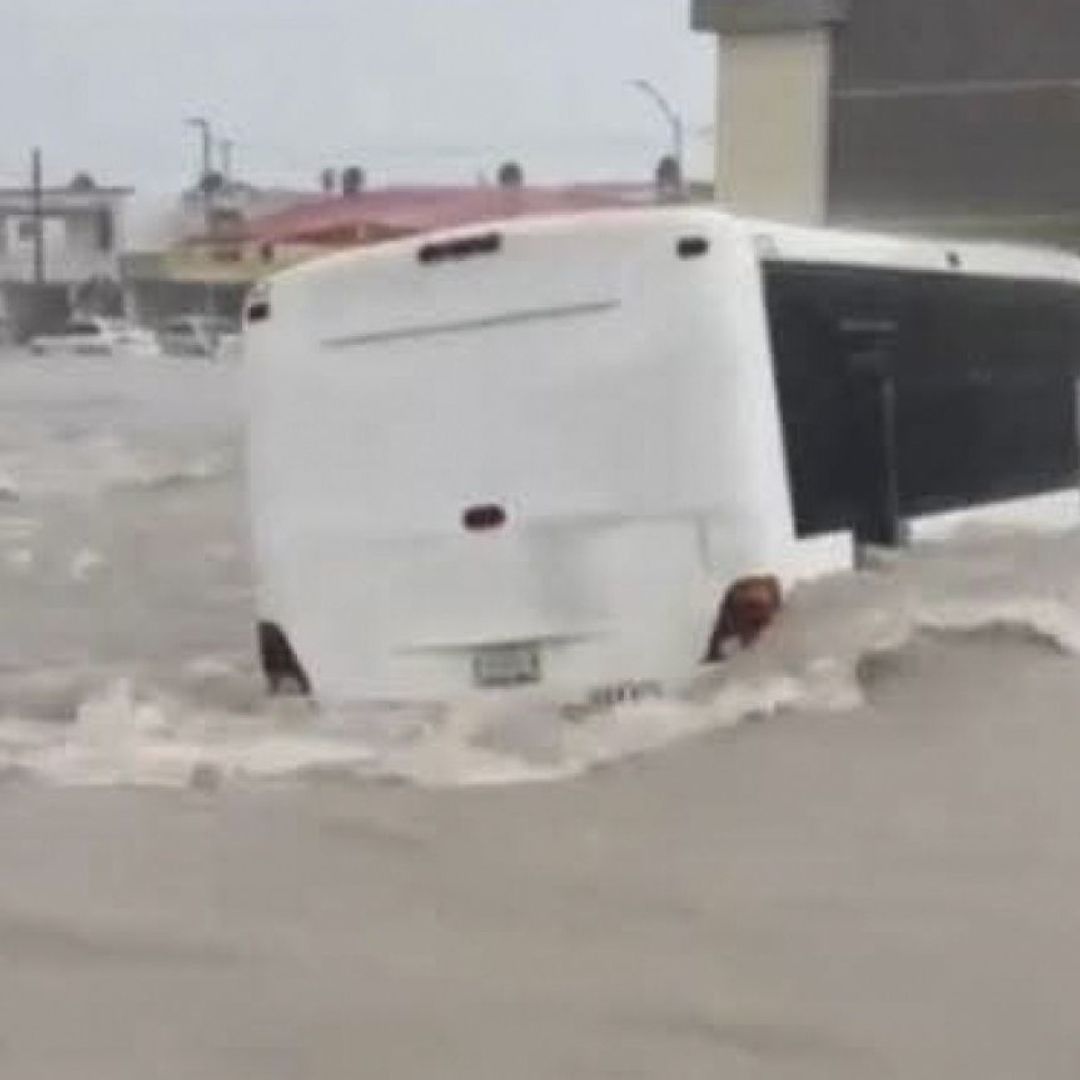 Iniciaron los trabajos de limpieza y apoyo a damnificados en Reynosa, Tamaulipas