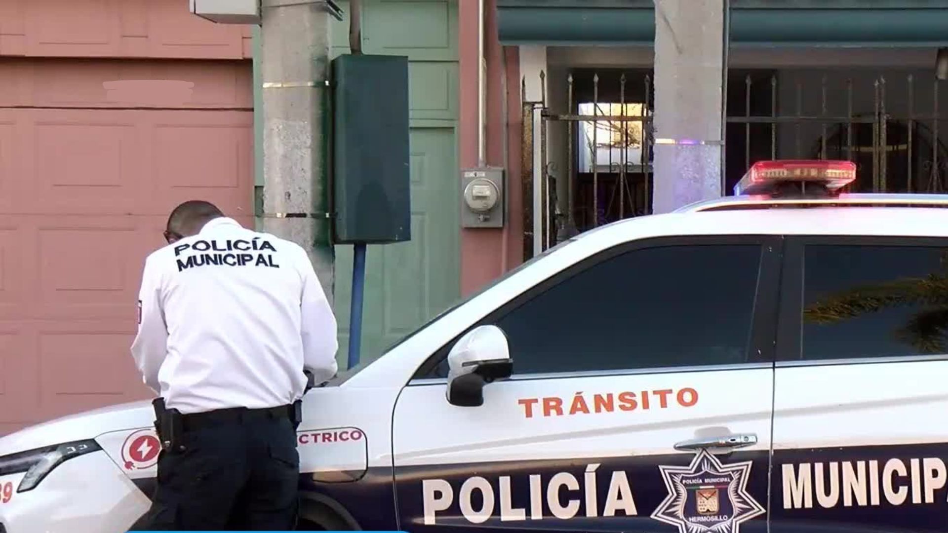 Detienen a Dos Menores de 15 y 16 Años Armados con Machetes al Norte de Hermosillo